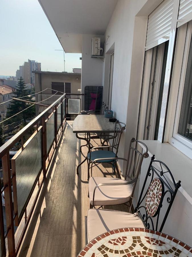 Anna Apartment Split Exterior photo